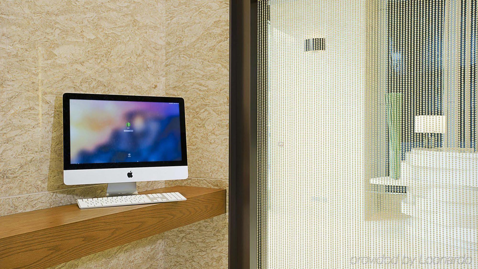 Holiday Inn Express Hong Kong Mongkok By Ihg Extérieur photo